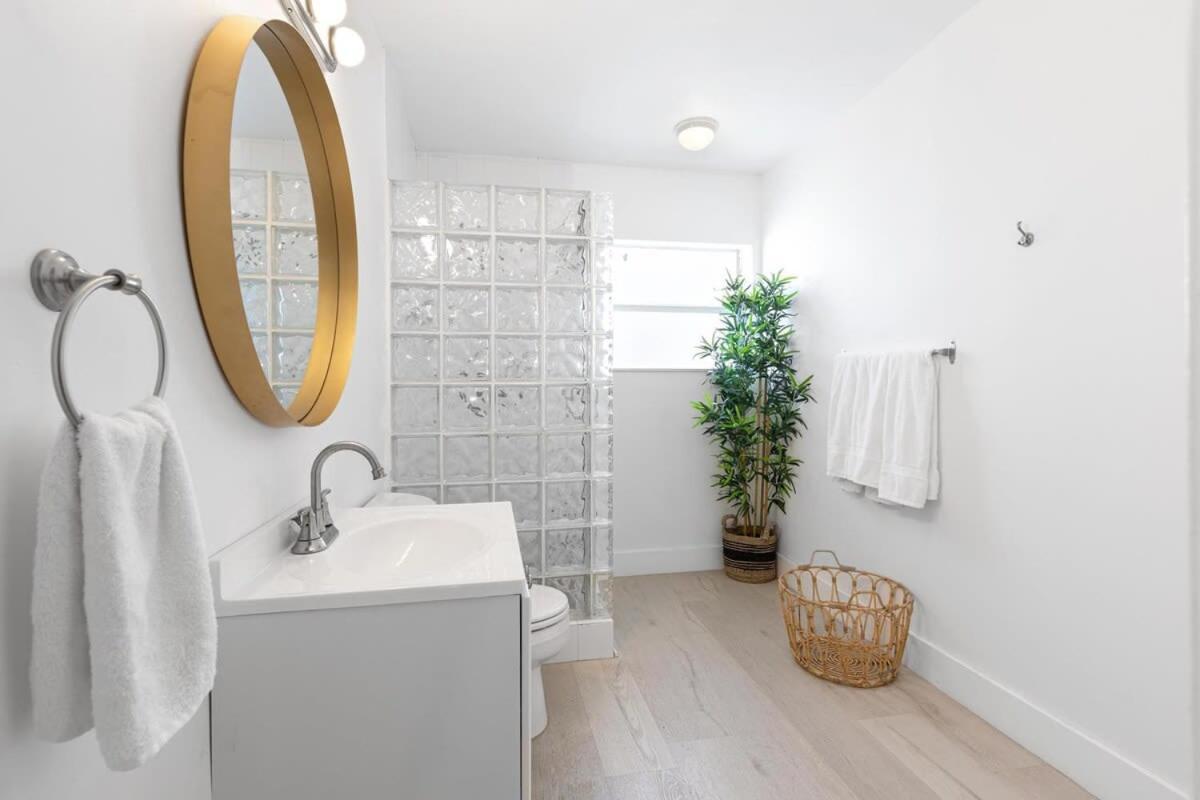 Dreamy 1-Bedroom Apt Walking Distance To Las Olas Fort Lauderdale Bagian luar foto